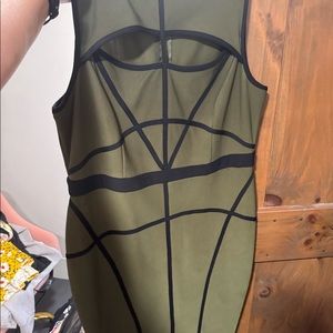 Fashion to figure green and black body con midi dress with cutout